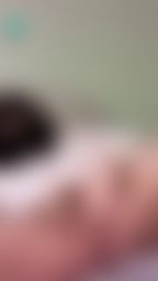 lizbaby : 太多淫水了,需要兩根手指插入