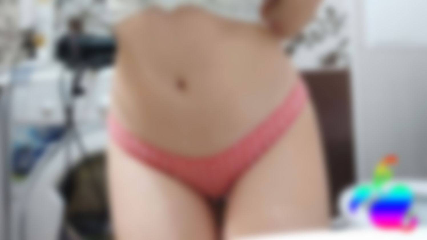 sweetleka : I love to play with my wet pussy!!!! Come to cum with me😽😘 😋