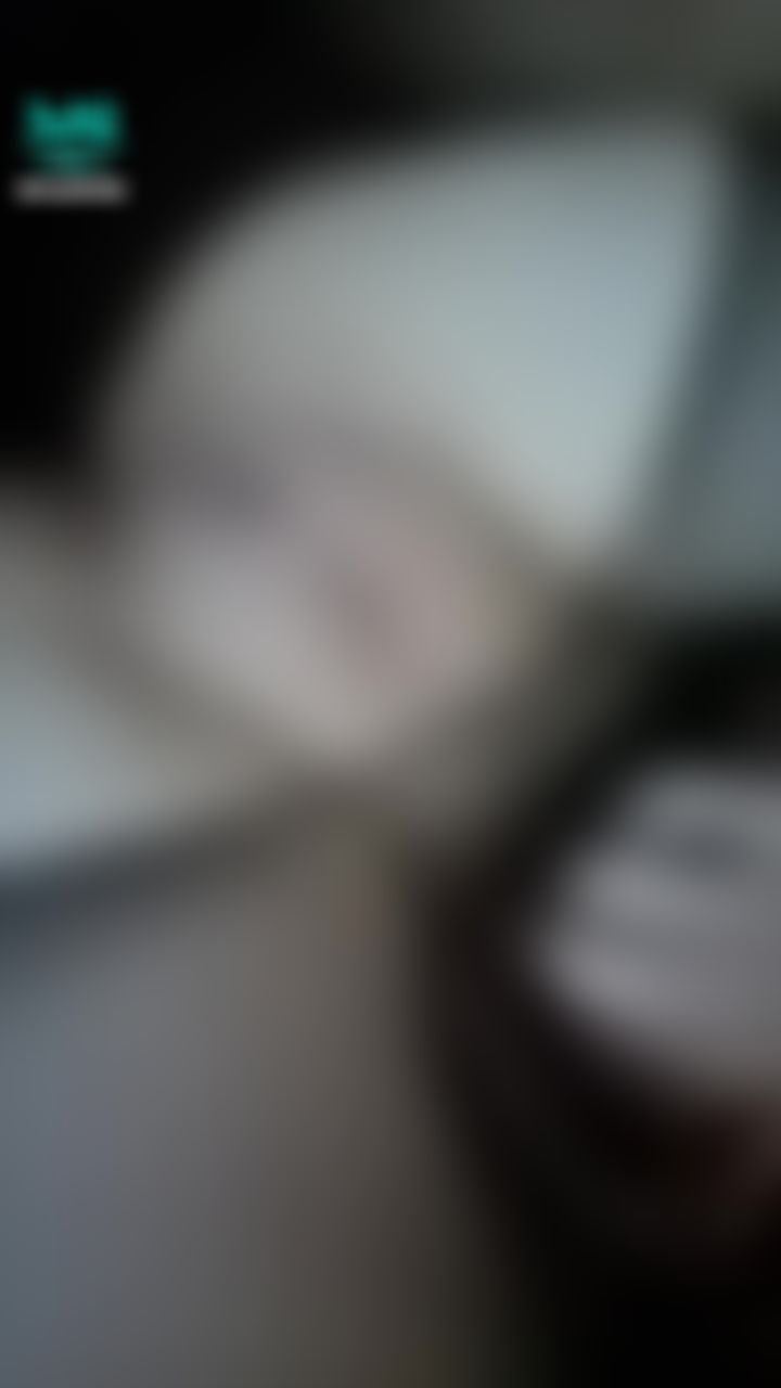  : 💥知名美式賣場停車場就⋯🔞露臉無套插入🔥絲襪撕破的瞬間怎麼突然興奮了一下🙈威～我沒說你可以無套啊‼️‼️