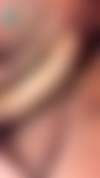 h**********w : 要插進去嗎⋯⋯?😳😳😳