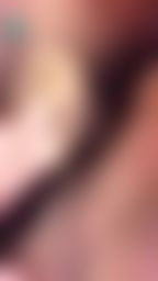 h**********w : 姐夫已經把小穴塞滿滿囉~❤️