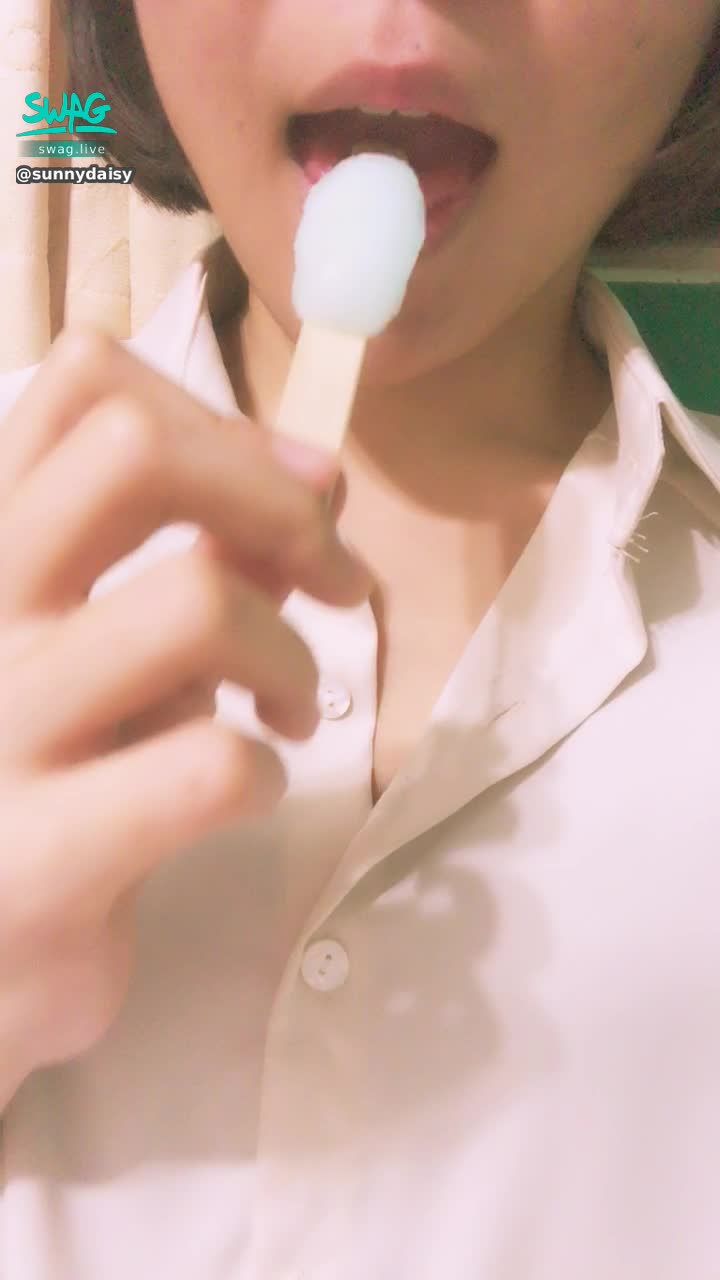 s********y : 看起來就很不會吃😋