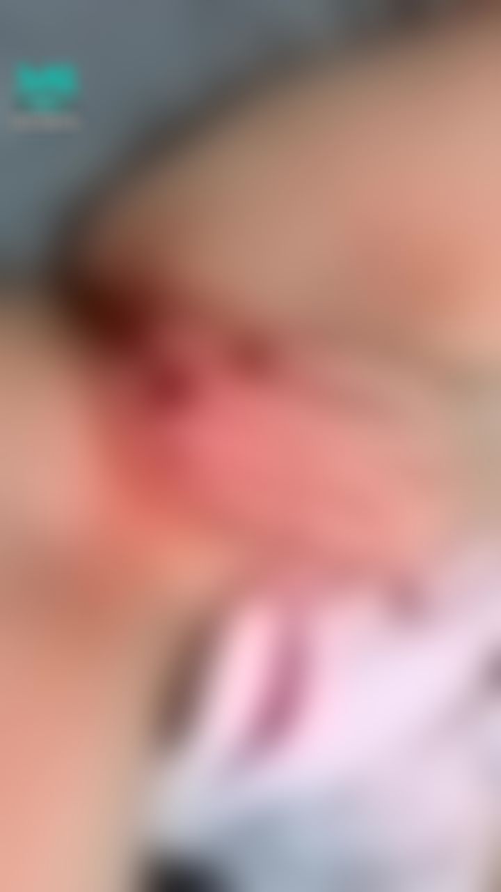  : 摸摸嫩穴 想來慰慰了😈😈