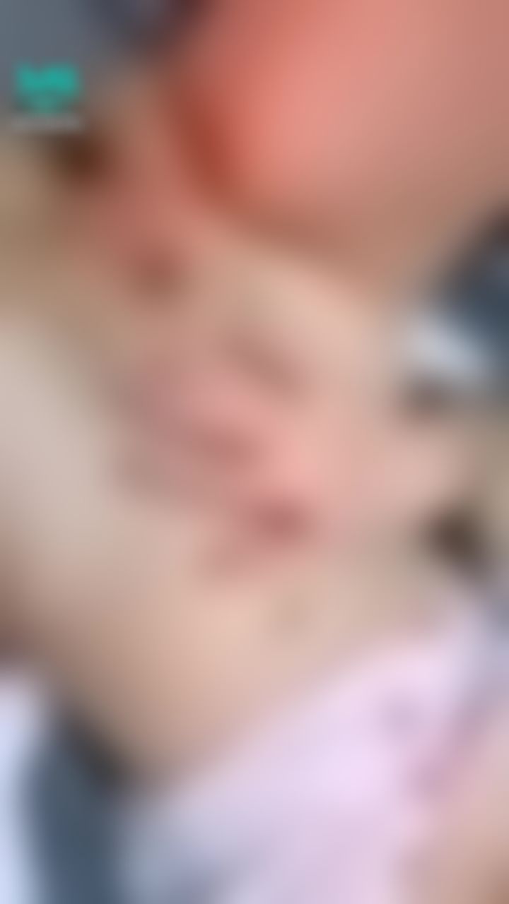  : 其實護士裝超好脫掉然後馬上打開人家的腳 把屌插進洞裡😈