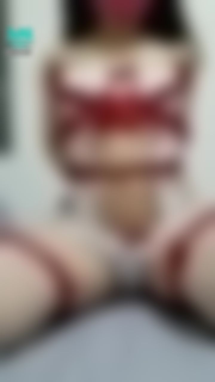  : 二月小騷貨的奶頭還可以嗎🥰