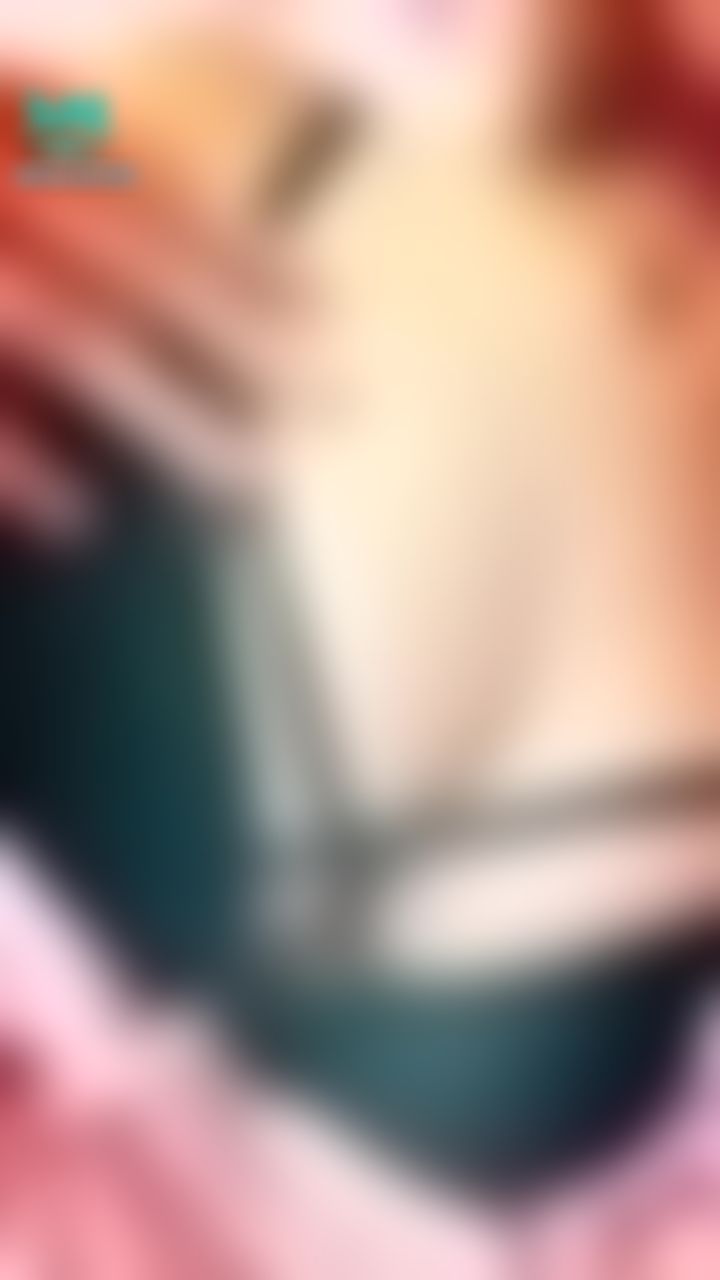 : 🔞超邪惡視角 必解‼️趴在床上後入也很爽👉🏻👈🏻哥哥人家等不及了啦🥺快來幹人家💦💦