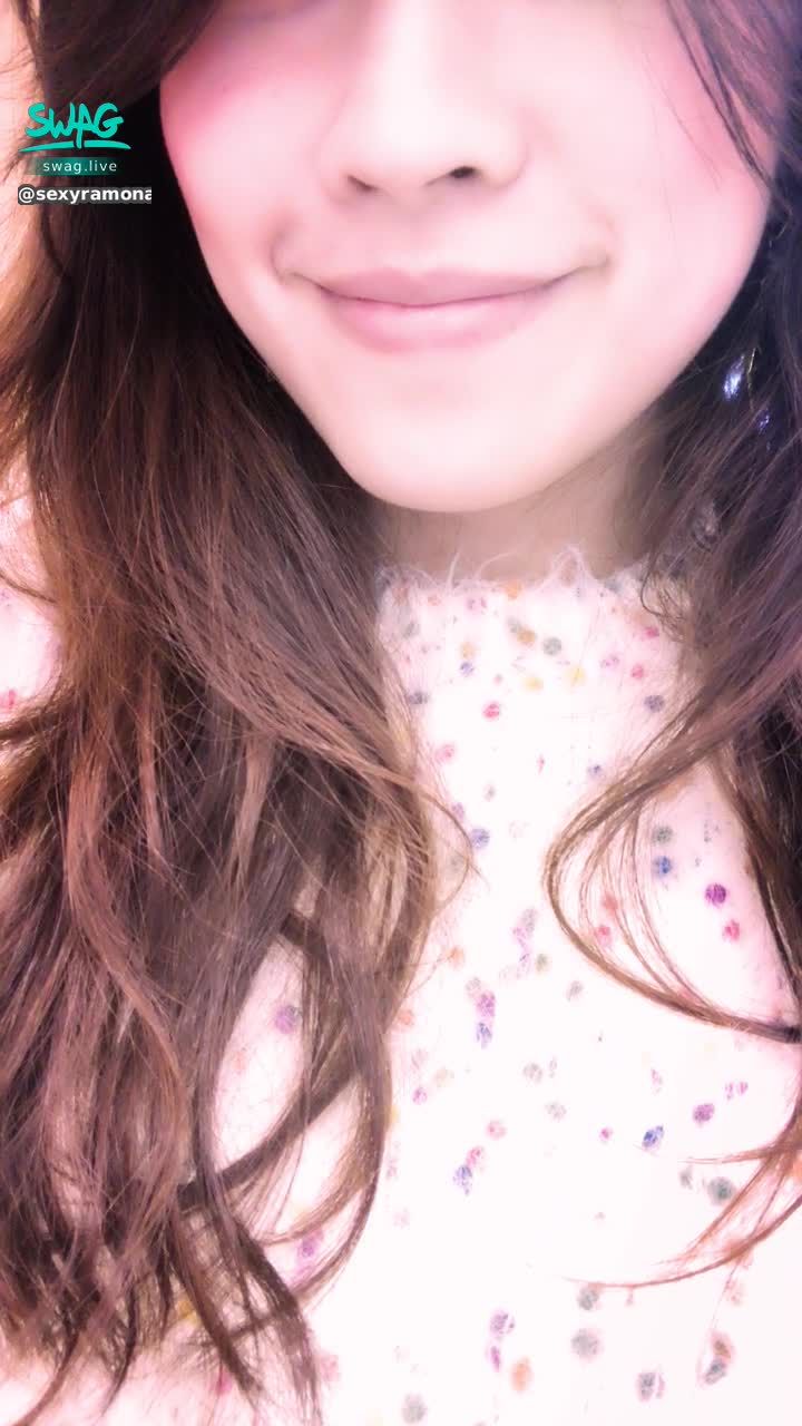  : 有沒有哥哥要來陪我聊聊天呢？

放假前夕
我們可以先培養感情😚😚😚