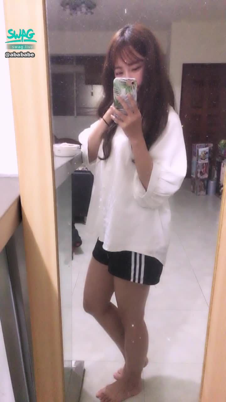  : 家裡只有一個人🥺🥺🥺今天上課腦細胞都快衰弱了
