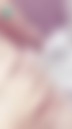 sexyivyivy : 穿上透膚絲襪
把雙腳張開
把小褲褲網側邊拉開😈😈😈
想要這樣被硬硬的肉棒進來
