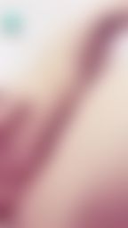 sexyivyivy : 終於到家了。想要被隔著絲襪溫暖我😛😛
還是脫掉呢😈😈😈