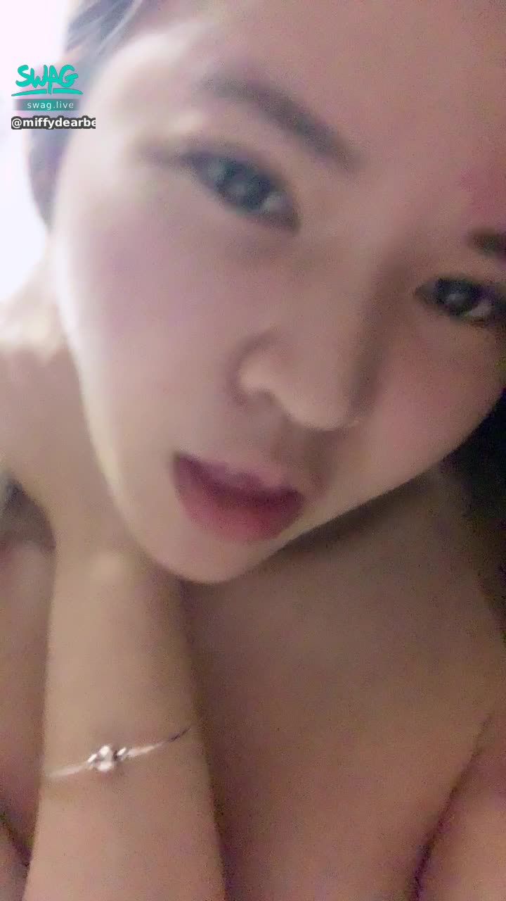 miffydearbebe : 讓我們都放鬆一天⋯舒舒服服的好嗎😊🐑
