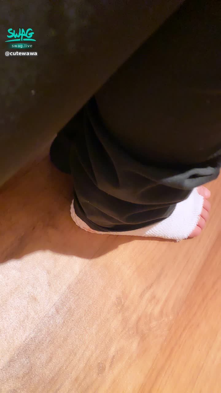 cutewawa : 😰連假上班...
🥺好想吃好吃的....❤️