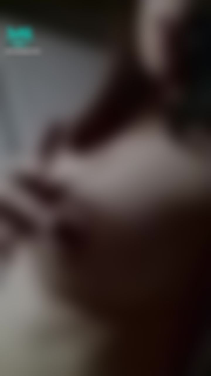 h*********n : 奶头美吗？ 🤤