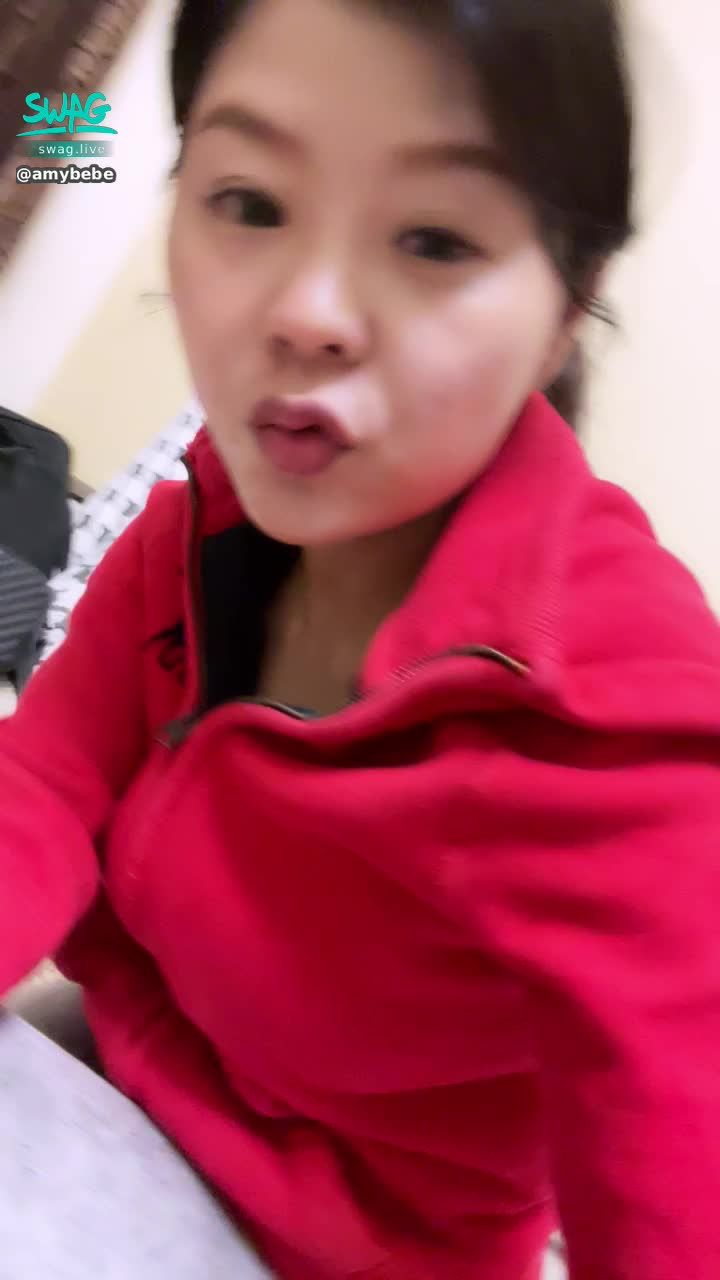 a*****e : 準備出去吃飯😬😬