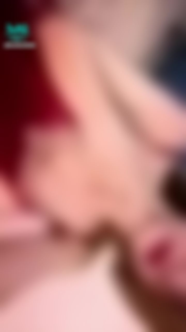  : 露臉❤️喜歡這個姿勢嗎（跪🧎‍♀️今天丁字褲太性感啦😍側面看線條💯