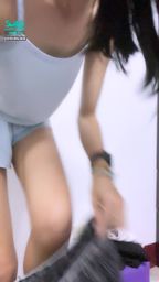 e*******e : 👖艾希的換裝秀👖
這個太長了~ 走路會踩到🥲
