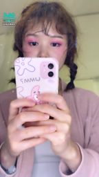jiojiobae : 今天喝水水水 摸了腿腿 可就是還沒親你的嘴嘴 就好煩🙃