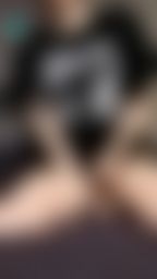 hunnybunnyy : Ass close to cam and twerk 😎😈❤️