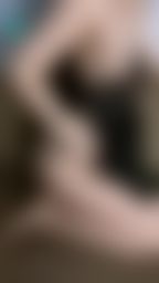d********y : 露奶露臀💕
奶頭就在透膚蕾絲裡若隱若現
搭配細線小丁你們的最愛😝
有沒有很邪惡😈