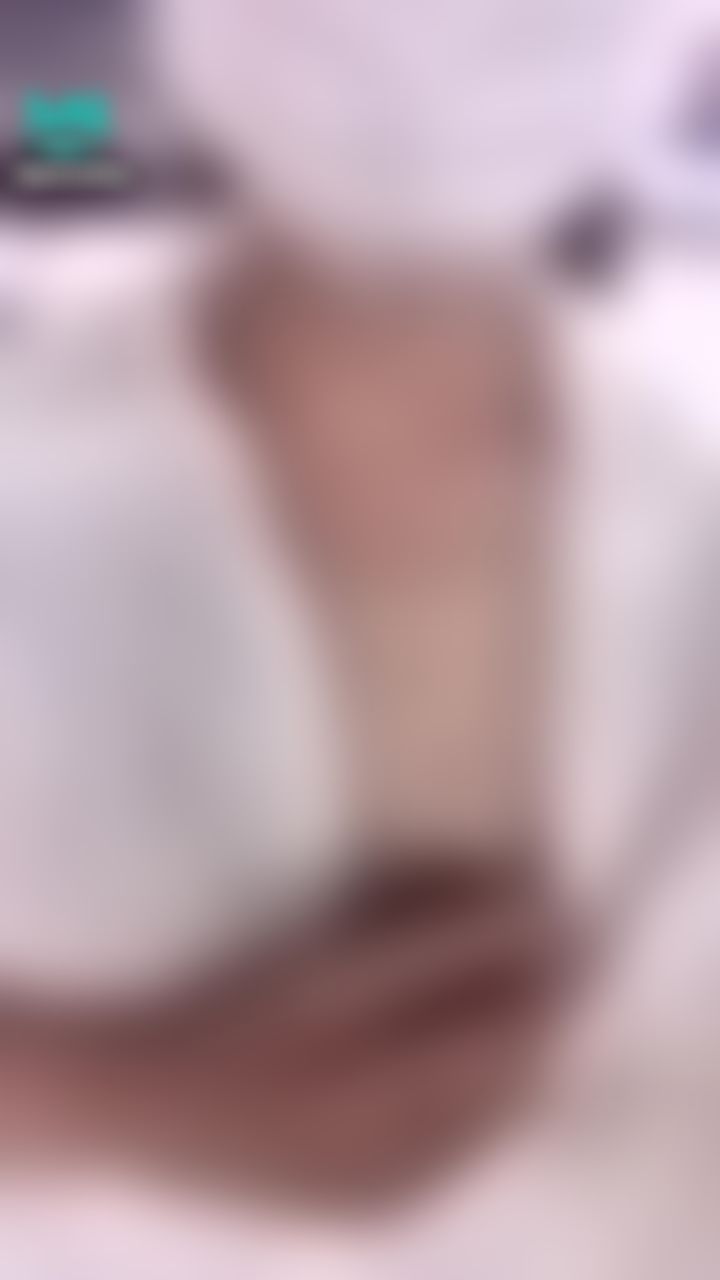 g******u : oL露露小鹿出外走走👅