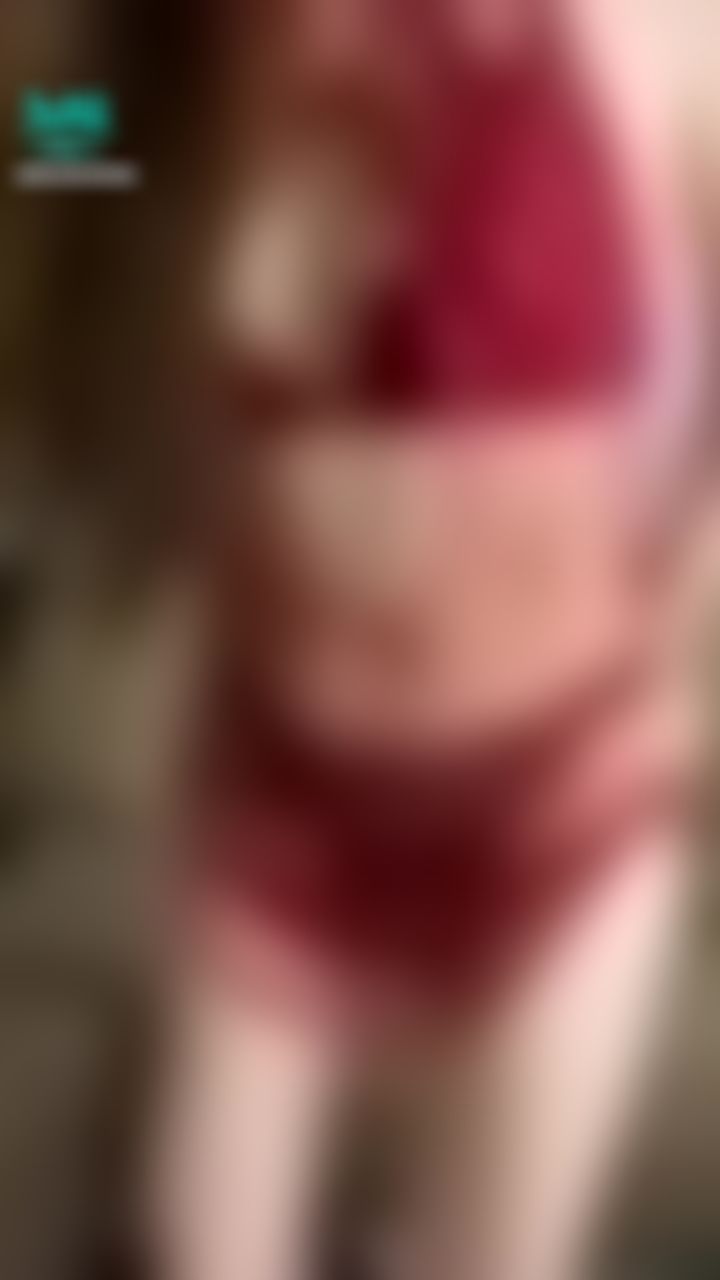 d********y : 滿秒🈵️
女友對你跳淫蕩熱舞
那個奶那個翹臀😳
還不快點把我撲倒💦