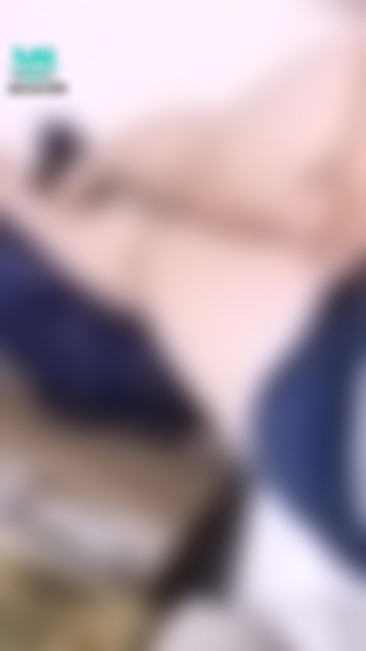  : 這樣的腿喜不喜歡 之前穿這條還被補習班主任說太短你們覺得呢