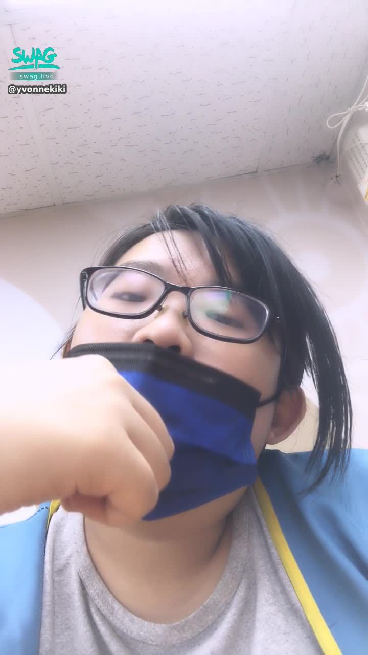  : 打工中很想要等等廁所露給你們看