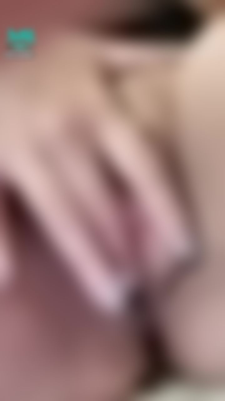  : 👄淫聲滿滿🔞🔞🔞，手指插入自己探索⋯啊啊啊好想要🥺
私訊淫娃愛波告訴我，穴穴美不美，送福利💋💋