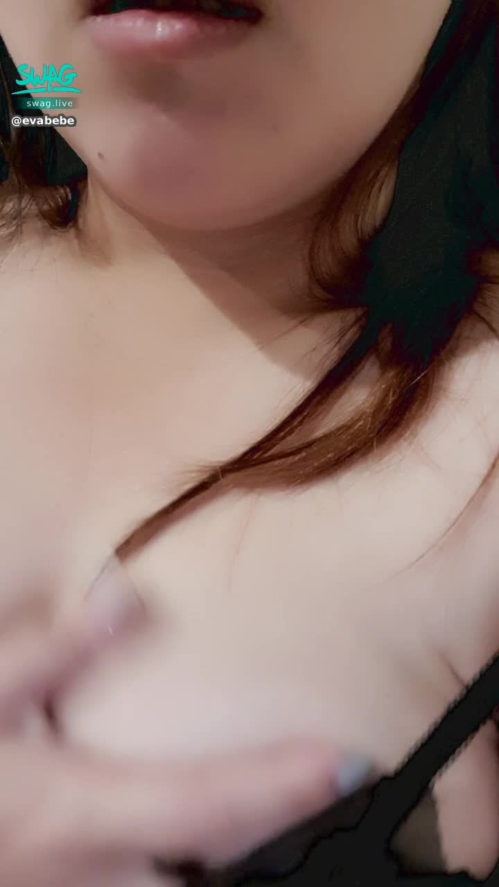  : 👄 full of lewdness 🔞🔞🔞 , is there any brother's cock you want to be licked by me? 👅👅👅
Want to be licked by me, private message me
