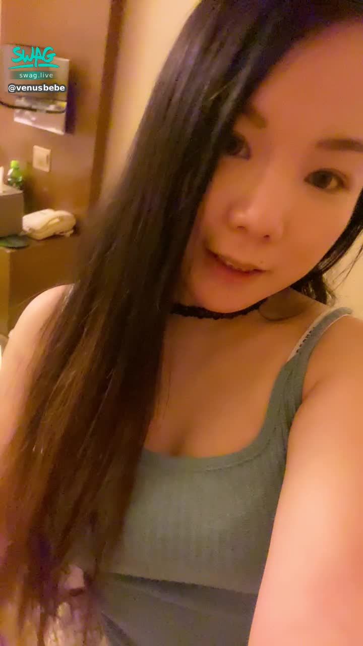 venusbebe : 準備要看直播嘅節奏～～
無限♾️loop🙈🤭🤣