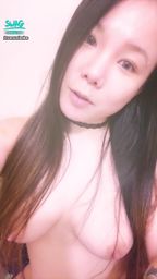 venusbebe : 等著哥哥來私撩~😍
——————————————————
👉🏻長片解鎖4部換小福利包
👉🏻長片全解鎖8部送私藏影片1條
⚠️每次解鎖長片後在影片下方點擊與我聊天,
發文字信息給我便🉑️換到特定福利包❤️
🚨首次以文字信息回覆私訊🔓解鎖新粉禮❤️
▶️文字信息1條換福利照1幅❤️
▶️發夠6條私訊解鎖即拍揉奶片1條❤️
▶️每轉發分享1條影片+截圖私訊給我換神秘福利包❤️