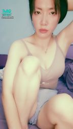 c**********e : 還是盤起來比較好看耶……忘記化眉毛了🤣