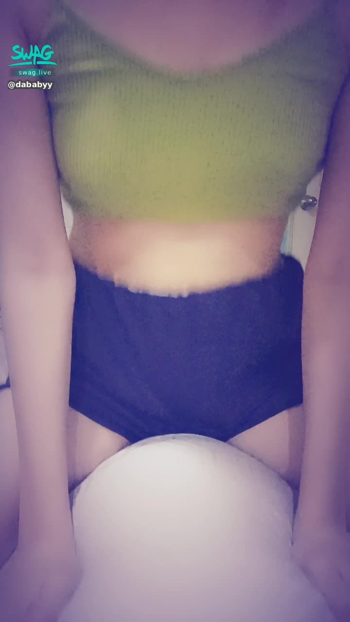  : 还是正面骑马？🙈