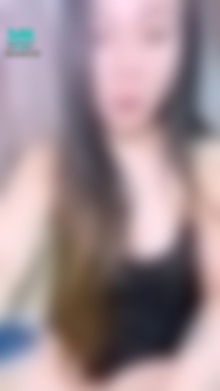 venusbebe : 消費夠10萬鑽或以上可以🔓解鎖一次純約會
純約會嘅內容大致上都係食飯、飲嘢～～
❌不提供任何服務、交易性質嘅嘢
如果大家有興趣可以多啲follow 我🙌🏻
可以趁我直播嘅時候出手哈哈哈🥰
私聊了解更多更多😘😬

#HKSWAGGER 您點可以唔指出?
Send「🇭🇰」俾我解鎖香港人專屬嘅新粉禮啦‼️

⚠️每次解鎖長片後在影片下方點擊與我聊天，
發文字信息給我便🉑️換到特定福利包❤️
👉🏻長片解鎖4部換小福利包
👉🏻長片全解鎖8部送私藏影片1條

 🚨首次以文字信息回覆私訊🔓解鎖新粉禮❤️
▶️文字信息1條換福利照1幅❤️
▶️發夠6條私訊解鎖即拍揉奶片1條❤️