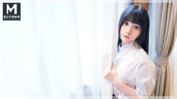 modelmedia : 色魔老師在練習室對青春練習生小小伸出魔爪,假借餐敘灌醉小小!英勇經紀人現身但卻抵擋不住小小已經燃起的慾火!
#麻豆AV #麻豆傳媒線上看