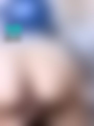 lierbaby : 叫她趴去地板趴好😈
