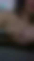 greenjuice : 防疫期間在家都不穿內衣好像有點外擴🥺
誰可以幫我按摩把他們變集中😢