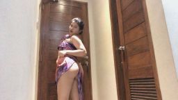 a****a : Babe.. long weekend night, I spent my time with a warm bath and enjoyed my masturbation with a hand bath, this is a great relief.👅
