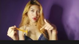 qinqinxia : waxing my pussy hair and fingering😇