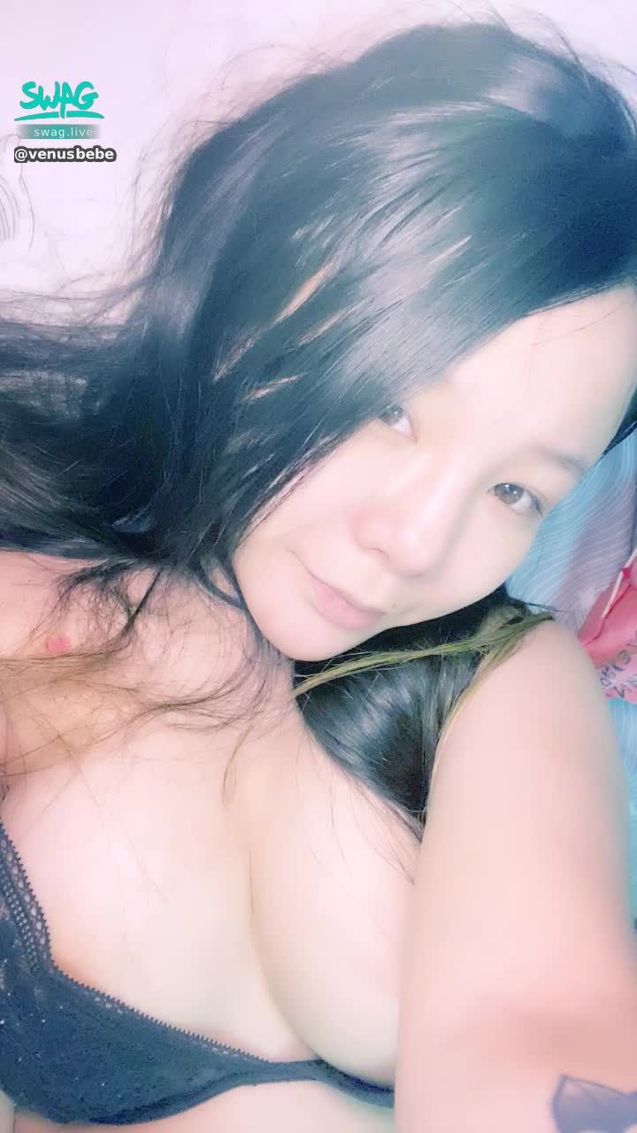  : Can't sleep, send a limit movement
Let's see if there will be a gang fight 😂😂

The princess doesn't have much motivation to start a live broadcast for the time being 🤷🏻‍♀️
Where are you all my motivation 🥺😮😮😮
The support of my fans is my driving 🙈 🙉 🙊 🥺😞☹️

Can I see everyone sending me private messages when I wake up tomorrow?
Anyway, private messages don't charge money haha 😌😌😌🤪😍

Send a Gift 🎁 Uncover this princess 👸🏼
The dark side of the dark belly under the clothes 😌
What do you mean, guess what?
❤️‍🔥 Today's keyword = #禮物🎁 🎁