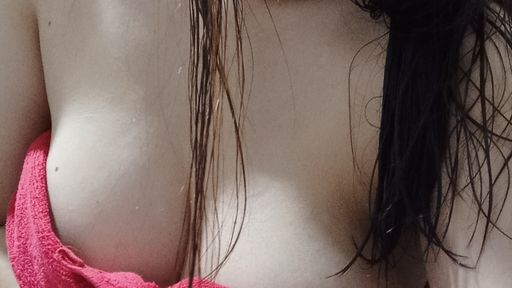 n**********y : Come on, take a shower with me honey... ๐๐๐ฆ๐ฆ๐ฆ