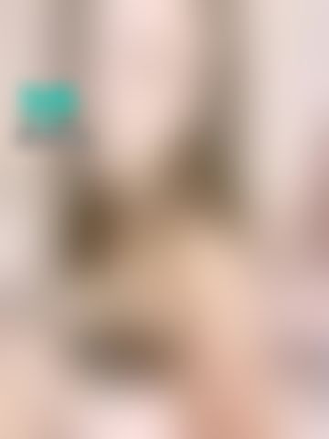 venusbebe : 有人說我是佛系主播😂很佛系嗎?這叫隨性.
因為我確實不會機械式地回覆信息☹️
更不會對所有人都一個臉一個表情🥺
其實簡單說就是不會賺錢😿

▪️想要跟人家聊得更愉快建議送禮物🎁喔
▪️私藏片(無碼露樣真人自拍)禮物🎁換
大家可以隨便送送看看能換到什麼～
送幾次大概就知道兌換率是什麼😂🥰💋