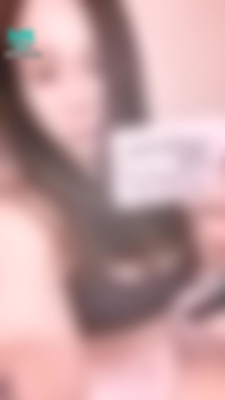 venusbebe : 自我介紹Post
Venus 今年26 🇭🇰人
識講廣東話、普通話、英文
搵我傾計就最啱啦～～～💋
平日鍾意唱歌彈結他同埋收禮物🎁😂


快啲送禮物俾我la
送禮物解鎖我嘅甜蜜聲音同您真人深情對話
甚至係….
送禮物解鎖私藏片、隱藏片;
無碼超清完整版
大量自拍嘅性愛、diy影片等您黎解鎖

提示: 手提包、水手服、女警服……
