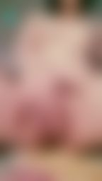 c**********e : 這樣搓揉荳荳,早上好敏感…一下就流水就一直滴下來了…