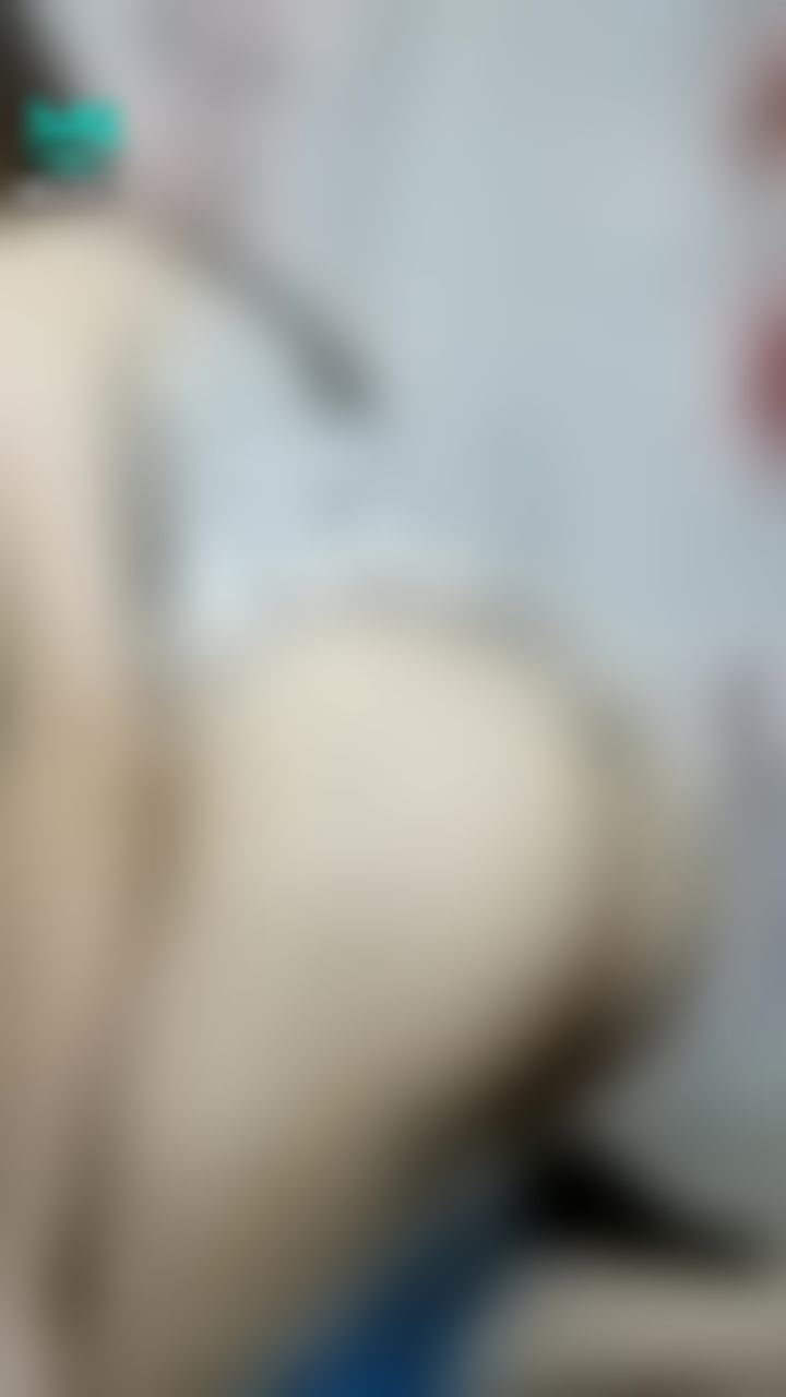 jenzhen : 💦 大大的anal plug 塞进肛门🔞 啊🥺 好爽💦 想玩到把几天便秘的屎排完出来💩💩