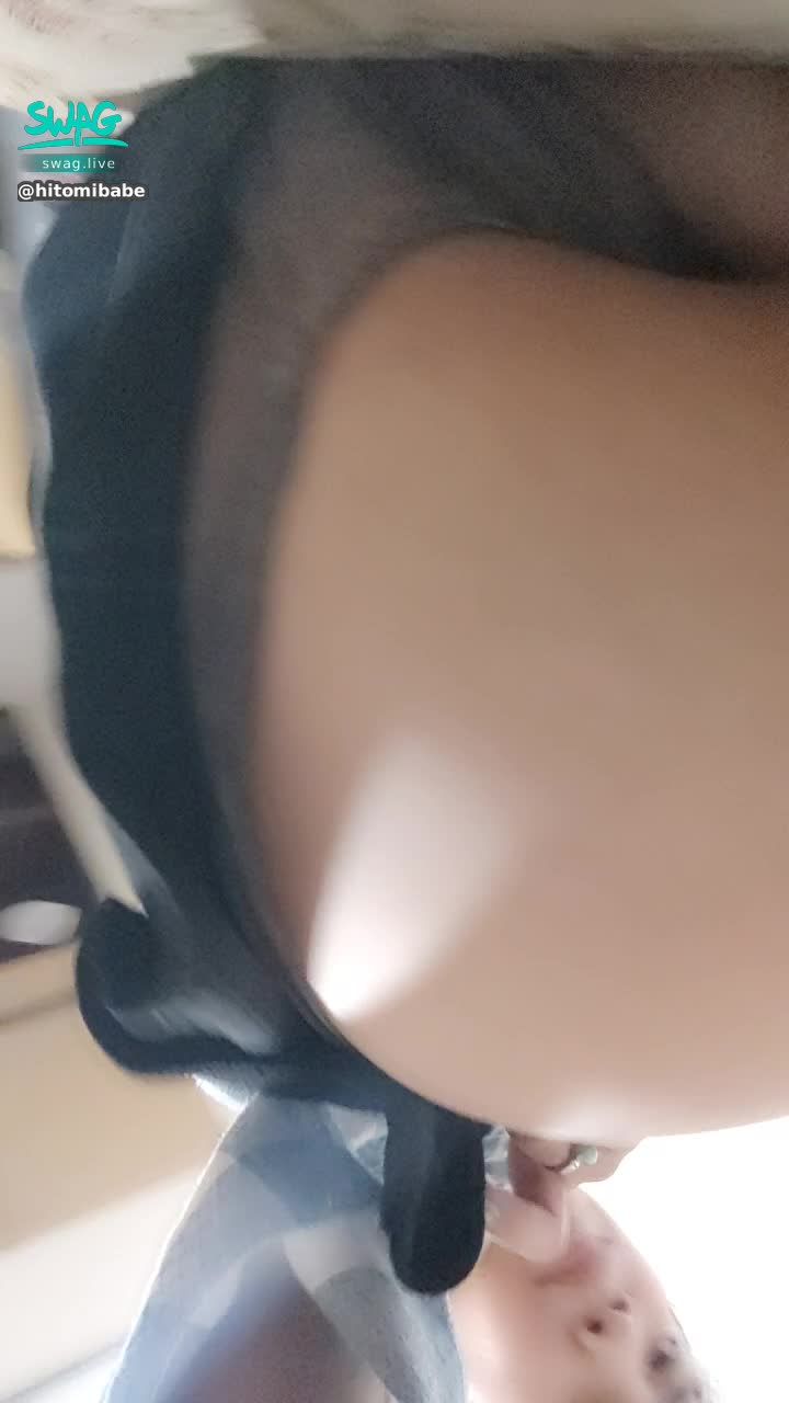 hitomibabe : 透明內褲 偷看美尻