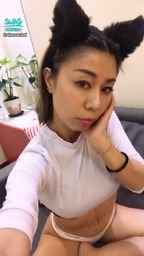 glamourbaby : 🍑狐狸桃桃等等上線有人想看嗎?🍑