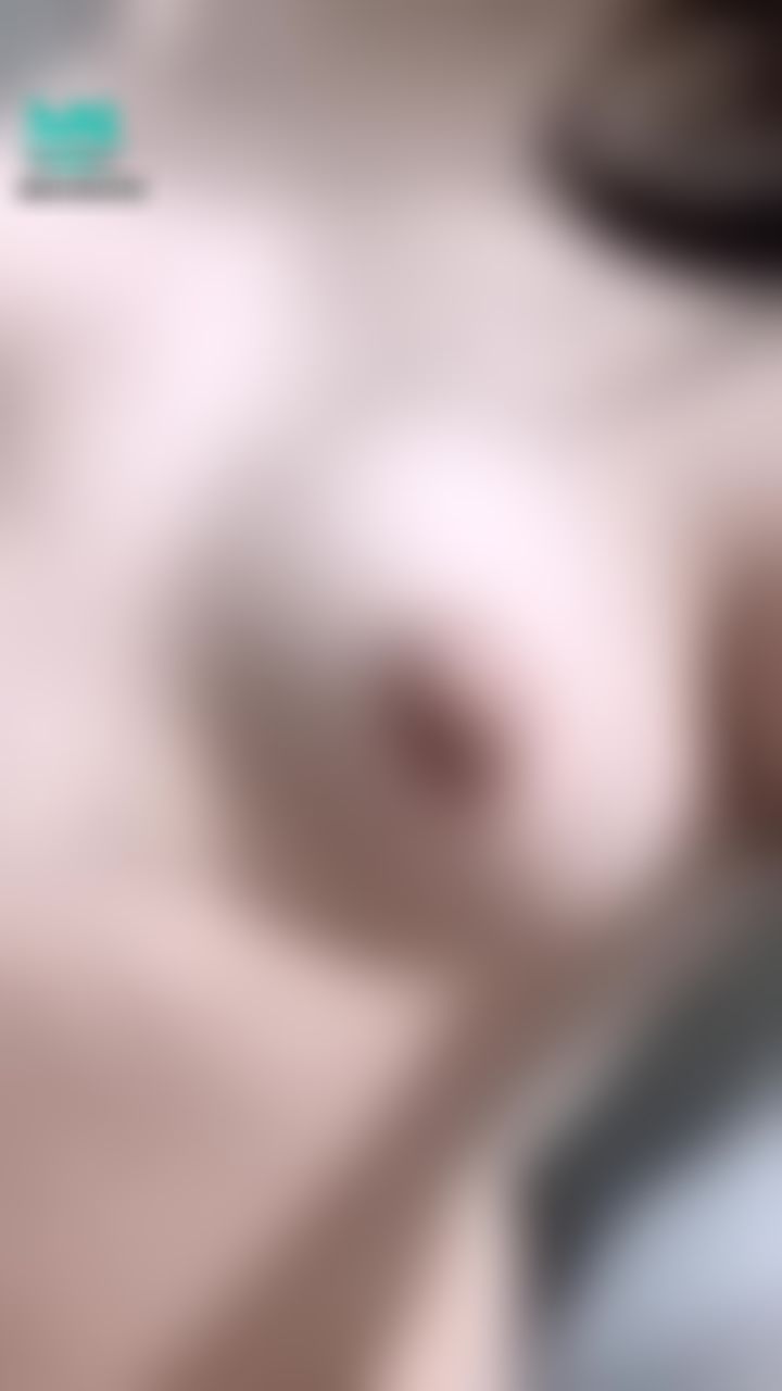 c**********y : 零死角白嫩小奶