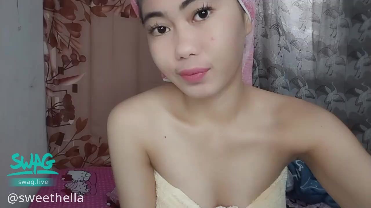 sweethella : masturbate after shower
after shower i masturbate and really enjoy it! look at this video! 🥰🥰💦💦💦💦