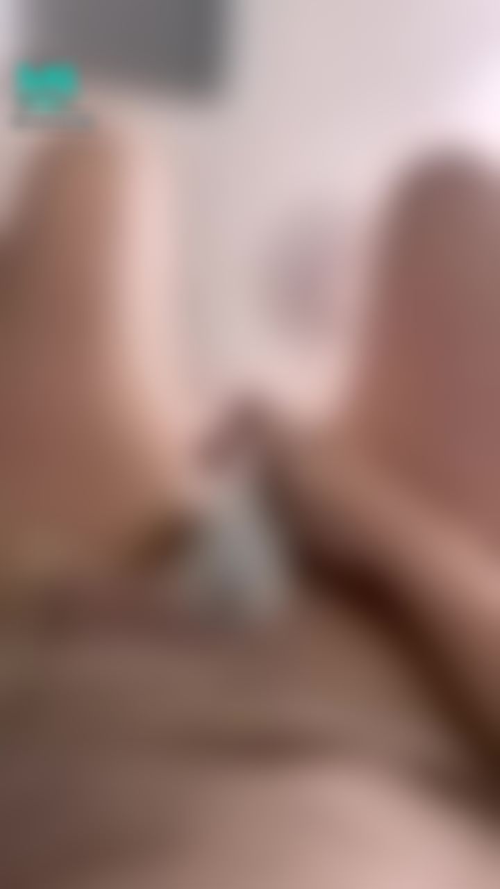 d********y : 滿秒🈵️ 不看後悔一萬年
放進去抽插好舒服
慰慰秀👅💦
